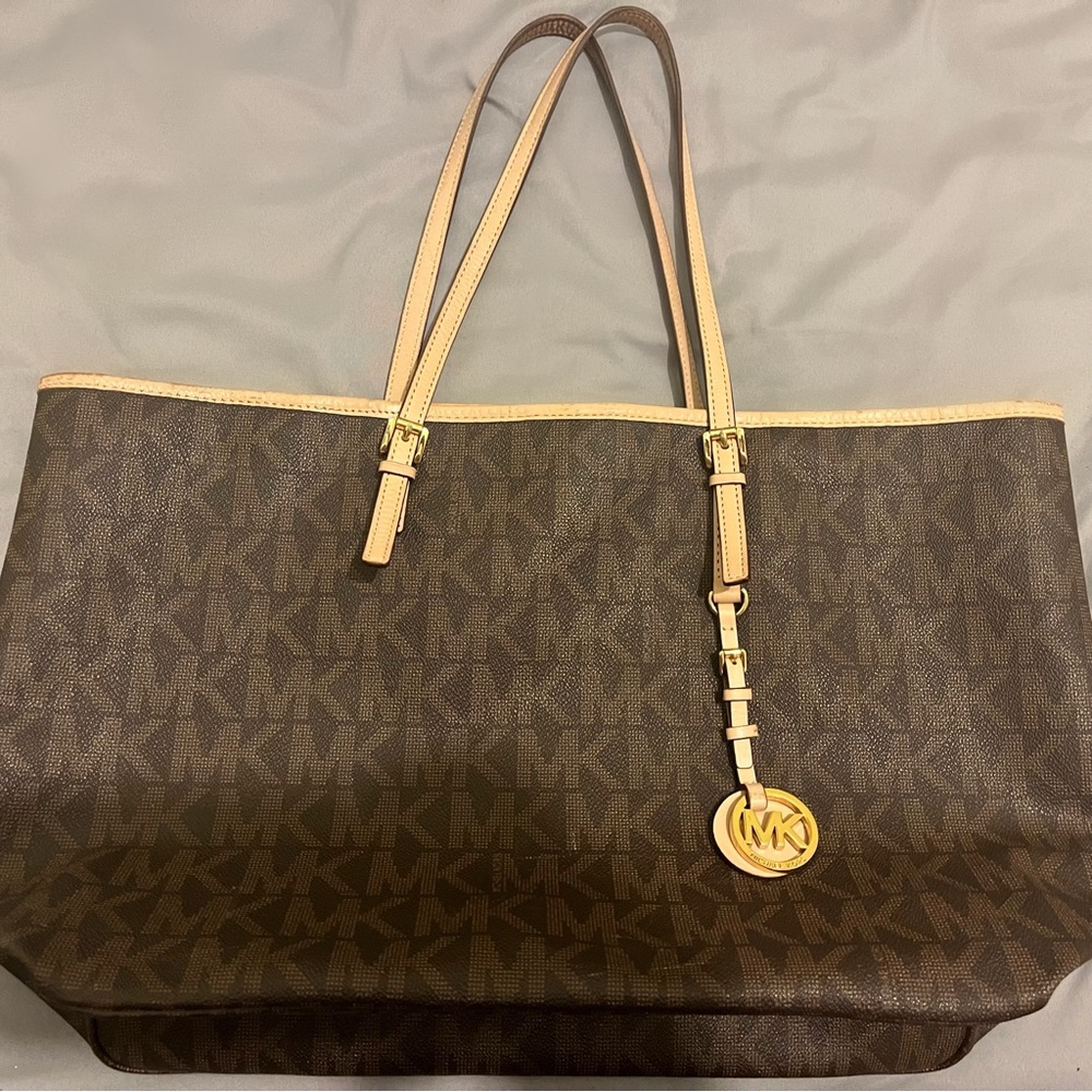 MICHAEL KORS TOTE 🤎
